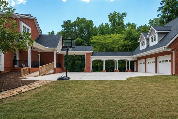 360 Kent Road, Roswell, GA