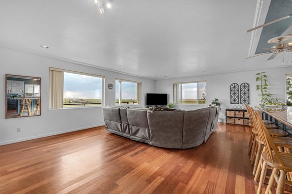 1154 W Fork Way, Watkins, CO