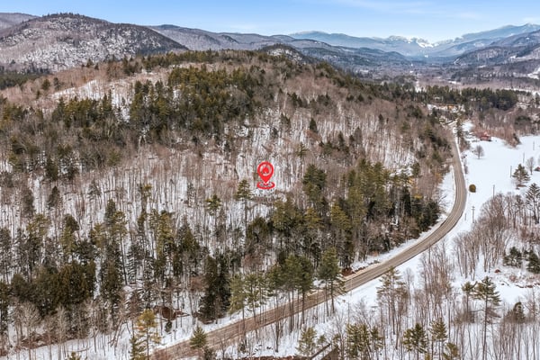 3579 US Route 3, Thornton, NH