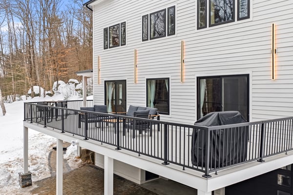 3579 US Route 3, Thornton, NH