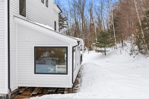 3579 US Route 3, Thornton, NH