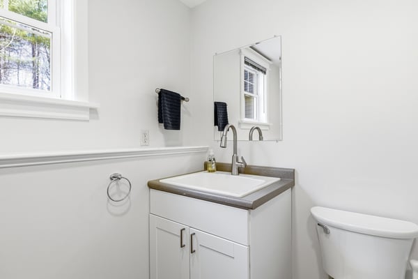 24 Andrews Lane, Eliot, ME