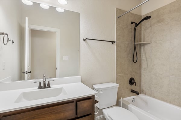 16313 Leopold Trail, Austin, TX