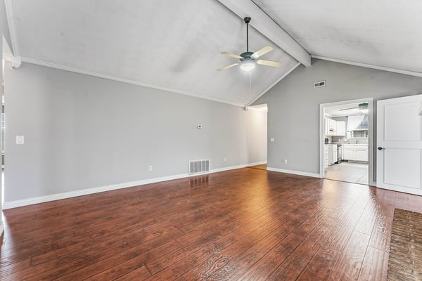 1600 S 26th Pl, Rogers, AR