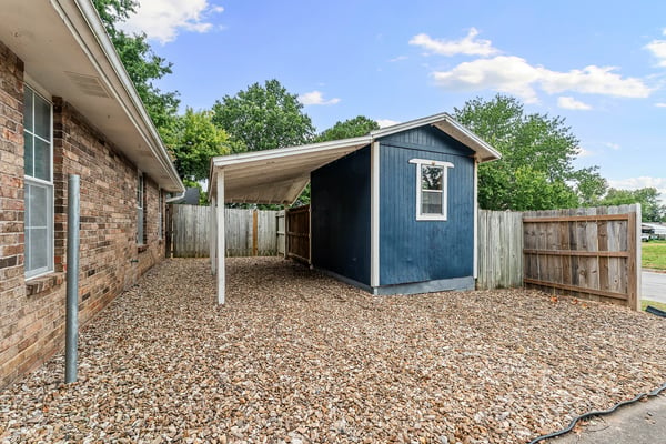 1600 S 26th Pl, Rogers, AR