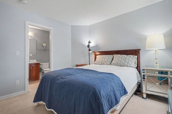 5155 W Quincy Avenue, L104, Denver, CO
