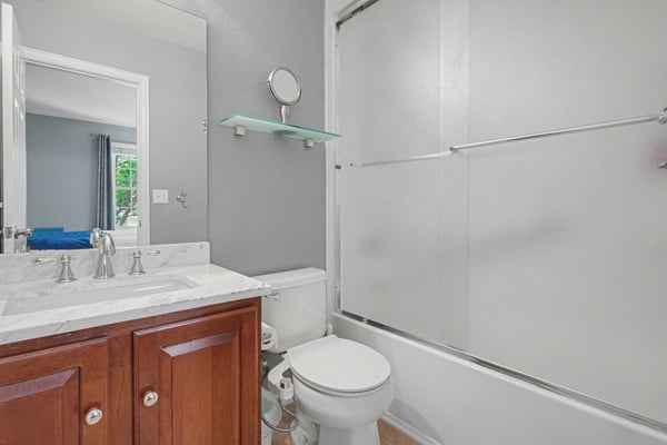 5155 W Quincy Avenue, L104, Denver, CO