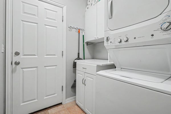 5155 W Quincy Avenue, L104, Denver, CO
