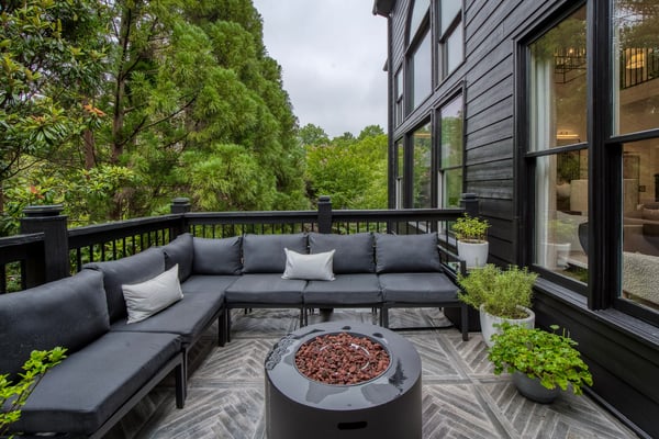 2975 Woodvale Court, Alpharetta, GA
