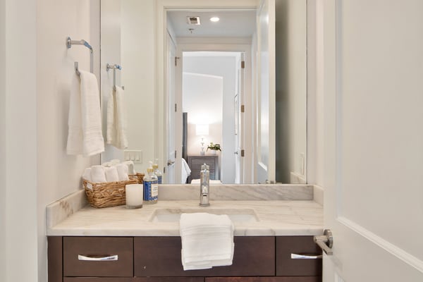 58 Canton Street, Unit #302, Alpharetta, GA