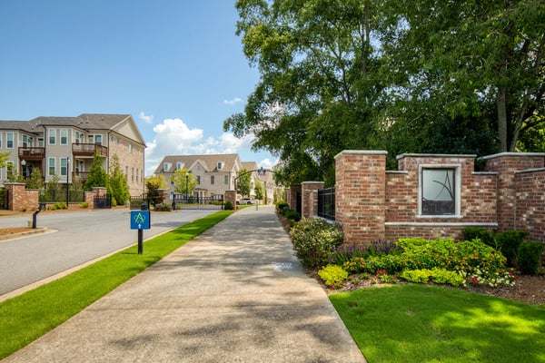 136 Everley Walk, Alpharetta, GA