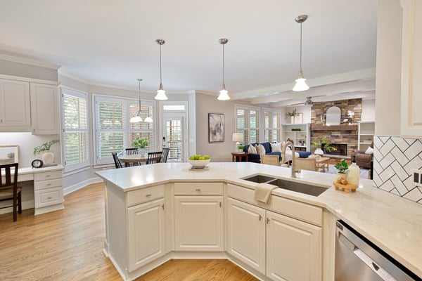 1175 Jennifer Oaks Drive, Alpharetta, GA