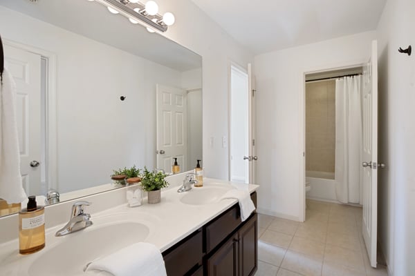 11001 Estates Circle, Alpharetta, GA
