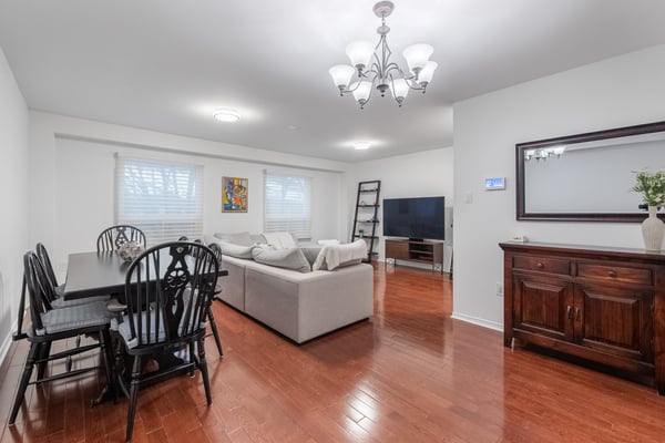 114 Leah Cres., Thornhill, ON