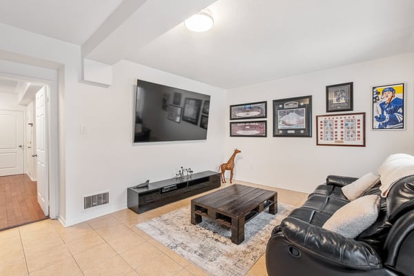 114 Leah Cres., Thornhill, ON