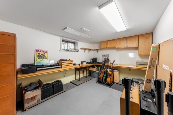 601 Pharmacy Ave., Scarborough, ON