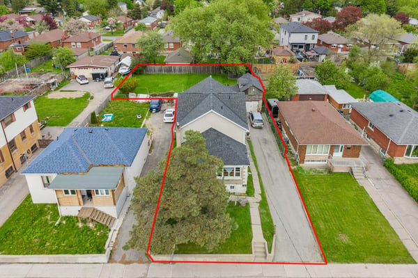 601 Pharmacy Ave., Scarborough, ON