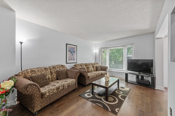 4 Sunshine Dr., Richmond Hill, ON