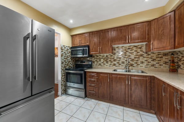 4 Sunshine Dr., Richmond Hill, ON