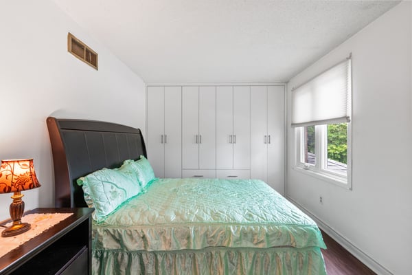 4 Sunshine Dr., Richmond Hill, ON
