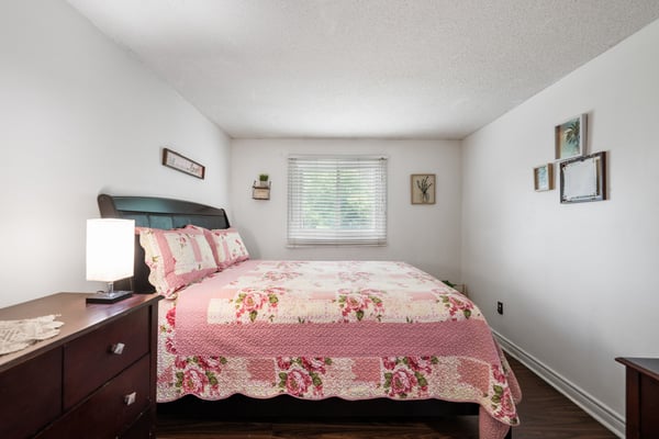 4 Sunshine Dr., Richmond Hill, ON