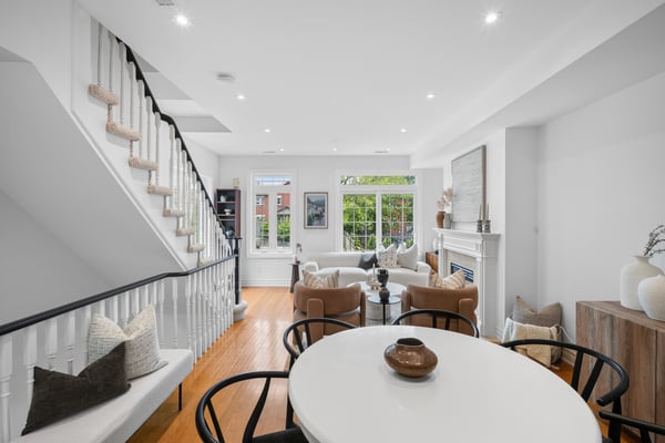 722F Kingston Rd., Toronto, ON