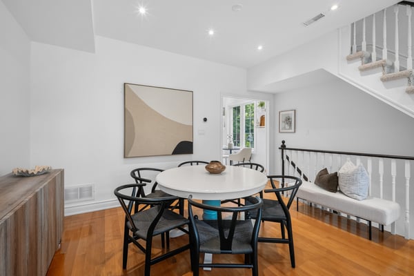 722F Kingston Rd., Toronto, ON