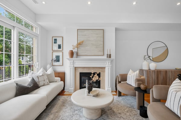 722F Kingston Rd., Toronto, ON