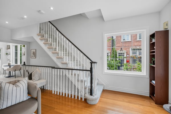 722F Kingston Rd., Toronto, ON