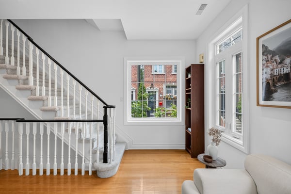 722F Kingston Rd., Toronto, ON