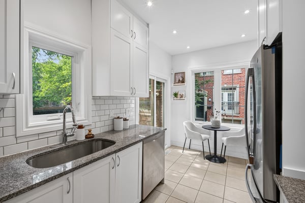 722F Kingston Rd., Toronto, ON