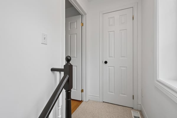 722F Kingston Rd., Toronto, ON