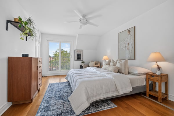 722F Kingston Rd., Toronto, ON