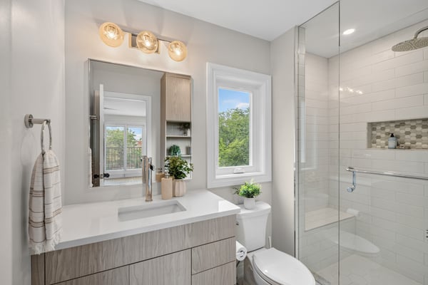 722F Kingston Rd., Toronto, ON