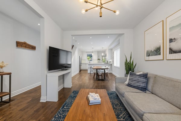 4 Normanna Ave., Toronto, ON