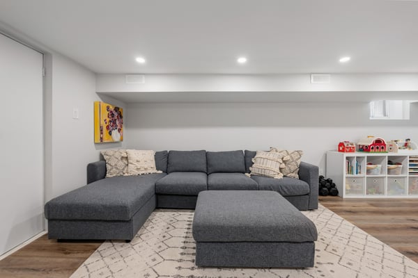4 Normanna Ave., Toronto, ON