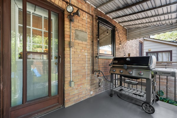 4 Normanna Ave., Toronto, ON