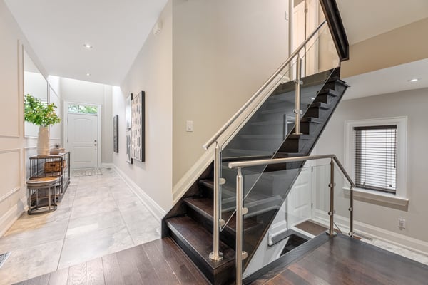 192 Erskine Ave., Toronto, ON