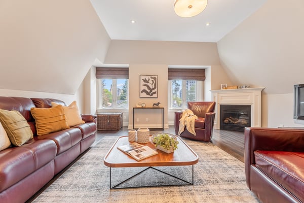 192 Erskine Ave., Toronto, ON