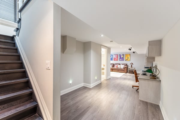 192 Erskine Ave., Toronto, ON