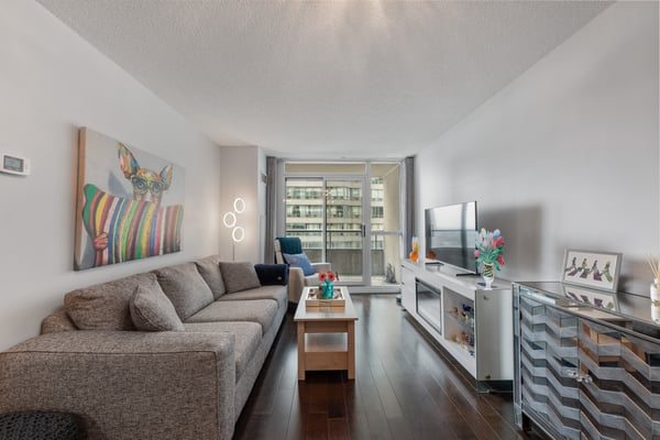1609-18 Spring Garden Ave., North York, ON
