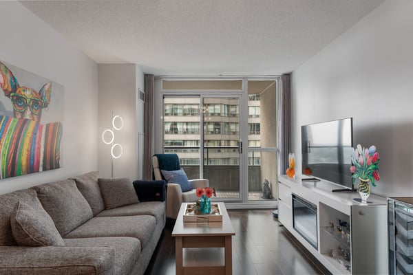 1609-18 Spring Garden Ave., North York, ON