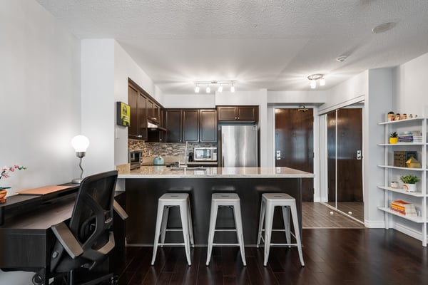 1609-18 Spring Garden Ave., North York, ON