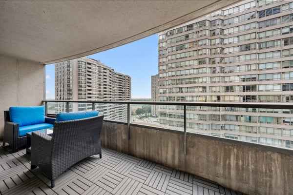 1609-18 Spring Garden Ave., North York, ON