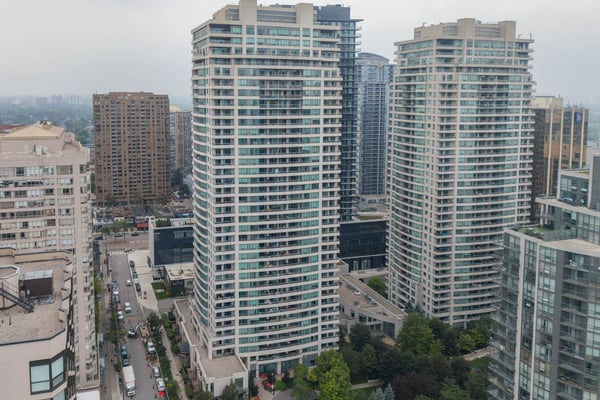 1609-18 Spring Garden Ave., North York, ON