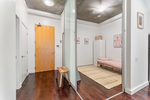 210 - 33 Mill St, Toronto, ON