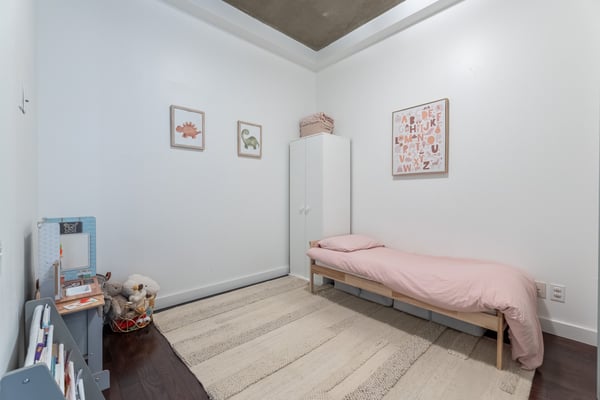 210 - 33 Mill St, Toronto, ON
