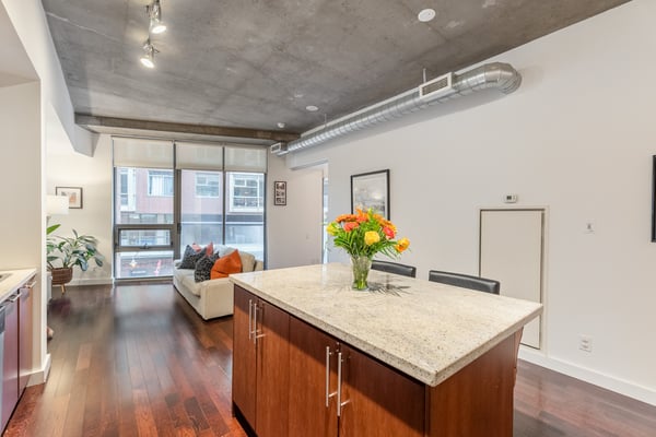 210 - 33 Mill St, Toronto, ON