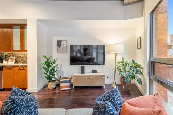 210 - 33 Mill St, Toronto, ON