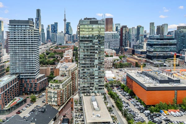 210 - 33 Mill St, Toronto, ON